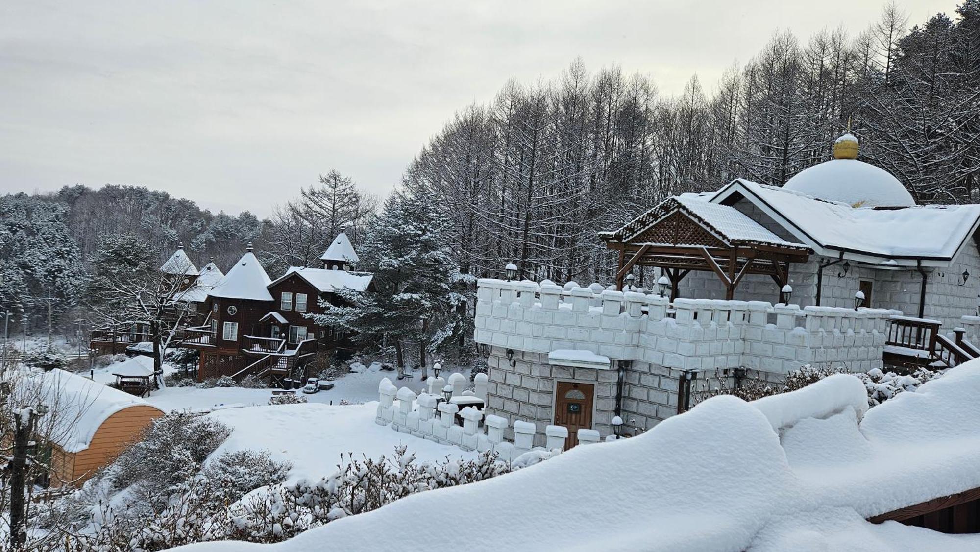 Elf Resort Hotel Pyeongchang Ngoại thất bức ảnh