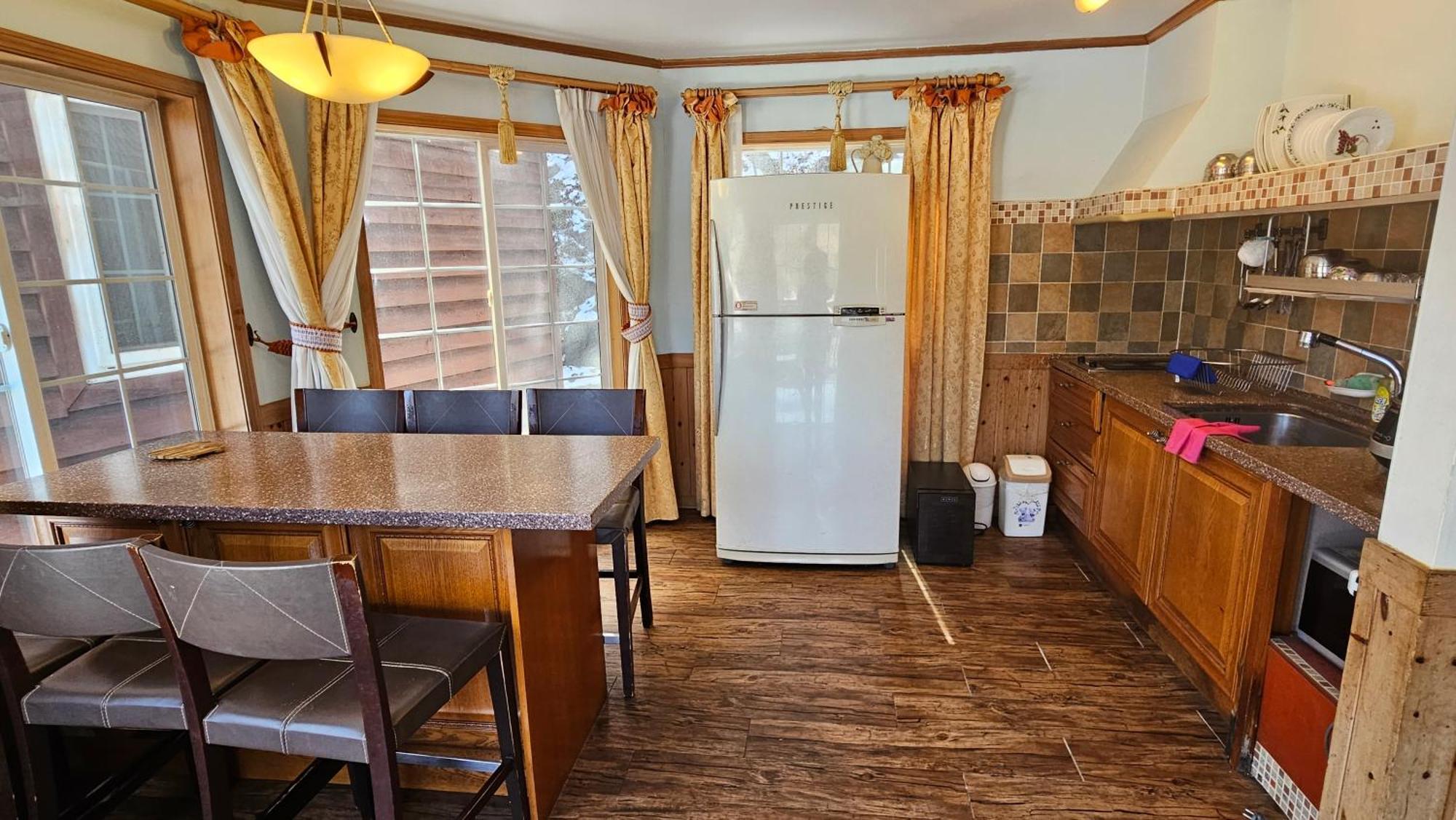 Elf Resort Hotel Pyeongchang Ngoại thất bức ảnh